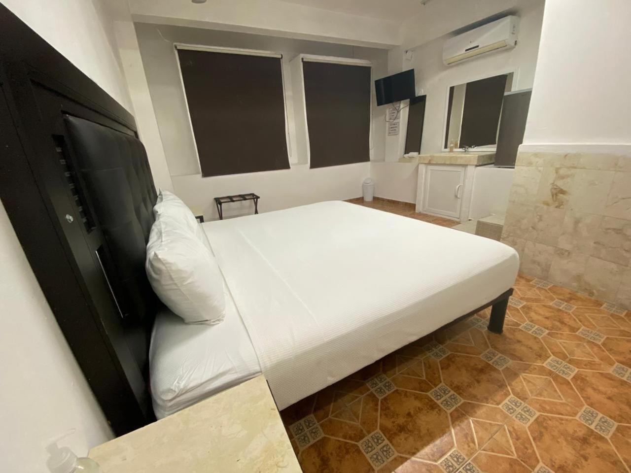 Hotel La Catedral Mérida Εξωτερικό φωτογραφία